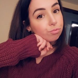 Meet your Posher, Ashlie